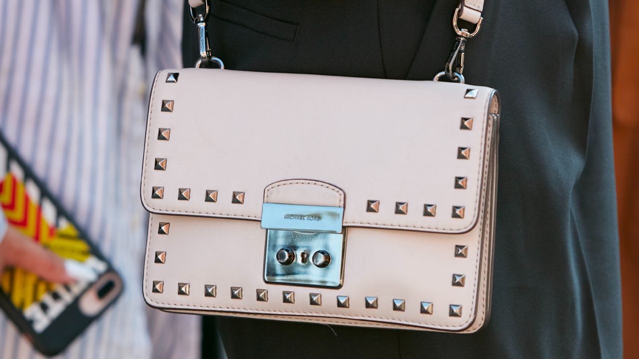 capa do post sobre michael kors inaugurar experiência em paris