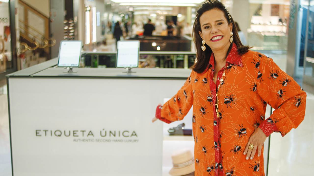 capa do post sobre narcisa desapegar de bolsa Chanel no quiosque do etiqueta Única