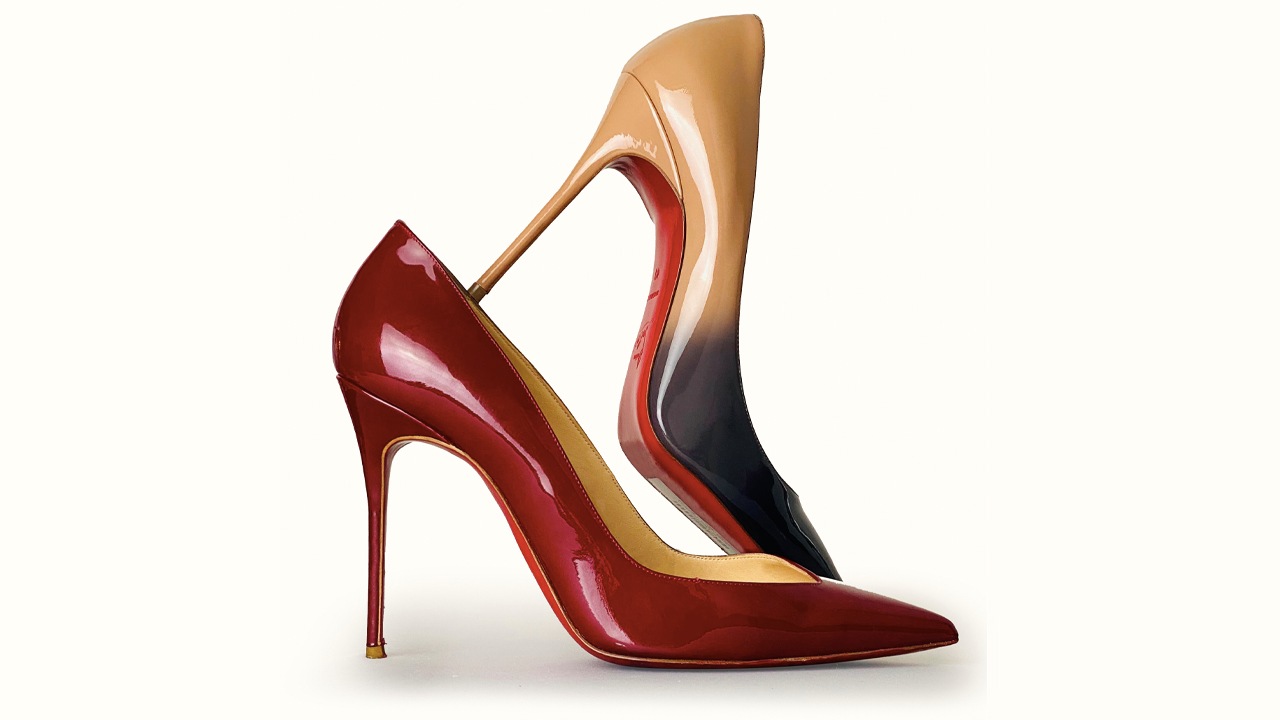 Sapato Christian Louboutin So Kate. Clique na imagem e confira mais best sellers que você encontra no Etiqueta Única!