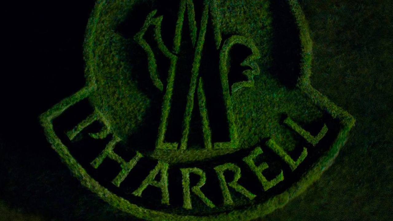 Logo parceria Moncler x Pharell Williams. Clique na imagem e confira criações da marca! (Foto: Reprodução/Instagram @moncler)