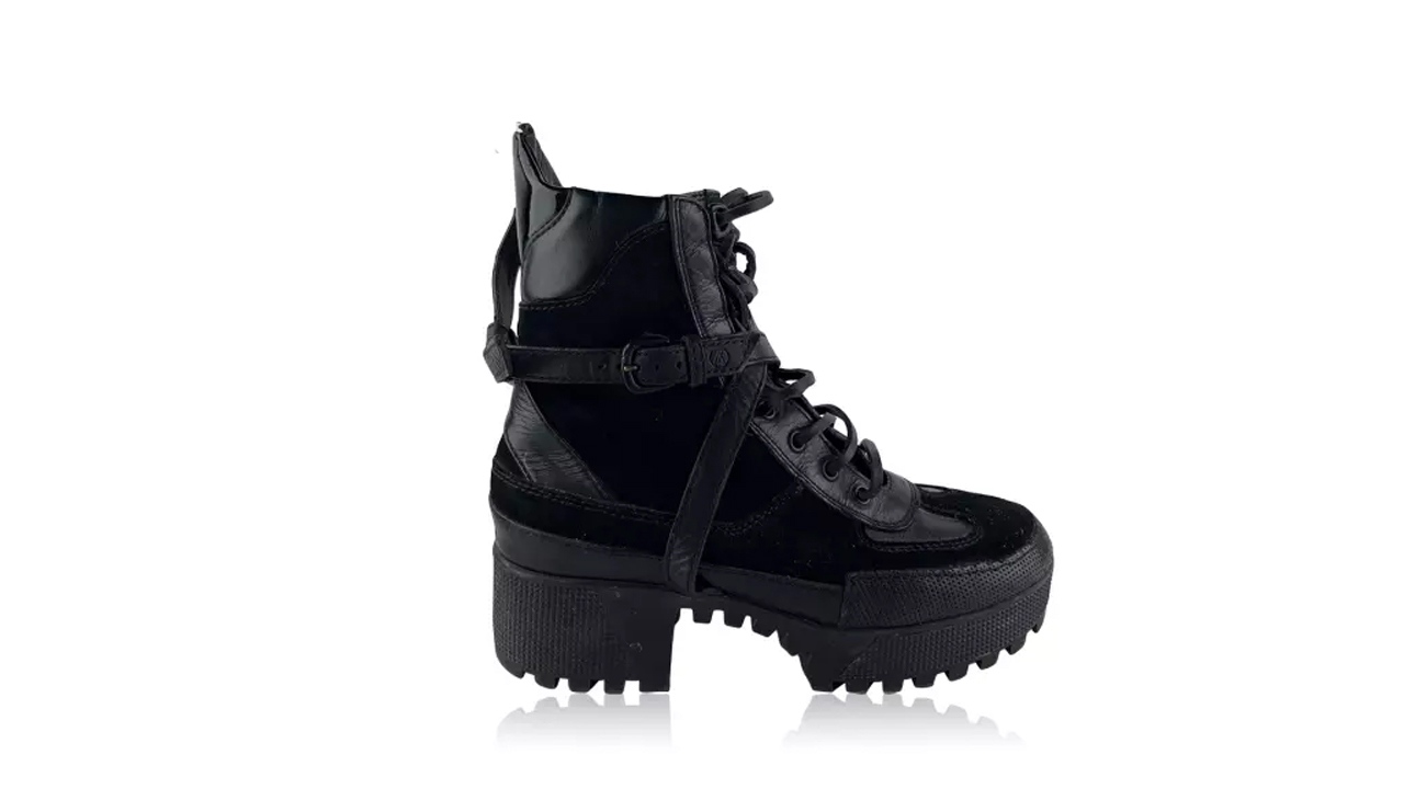 Coturno Louis Vuitton. Clique na imagem e confira mais modelos de sapatos queridinhos!