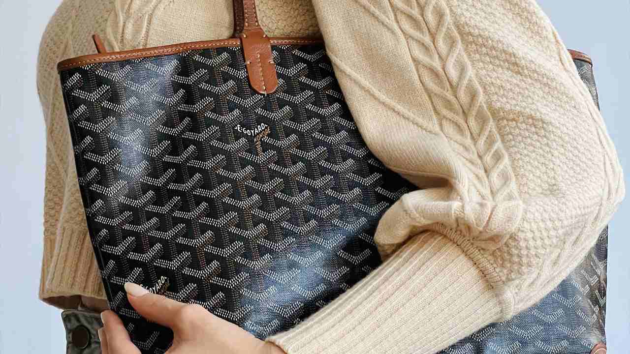 Bolsa Goyard St. Louis. Clique na imagem e confira mais modelos da marca!