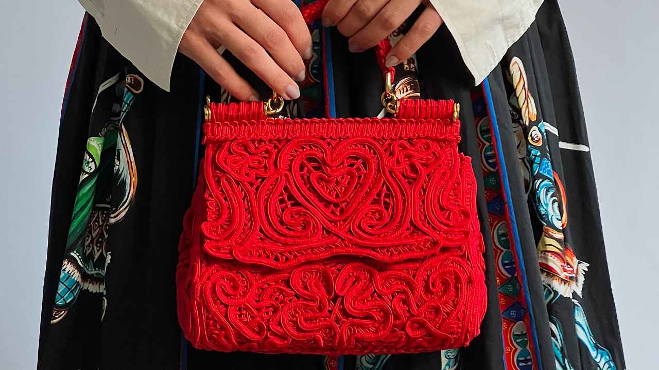 Bolsa Miss Sicily Dolce & Gabbana. Clique na imagem e confira peças similares!