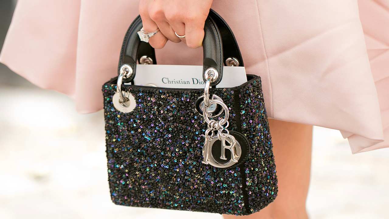 capa do post sobre mini bags que você encontra no Etiqueta Única