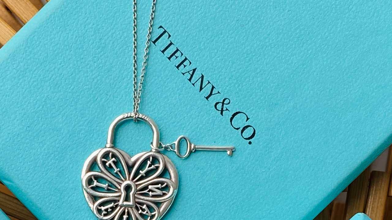 capa do post sobre peças da Tiffany & Co que você encontra no EÚ