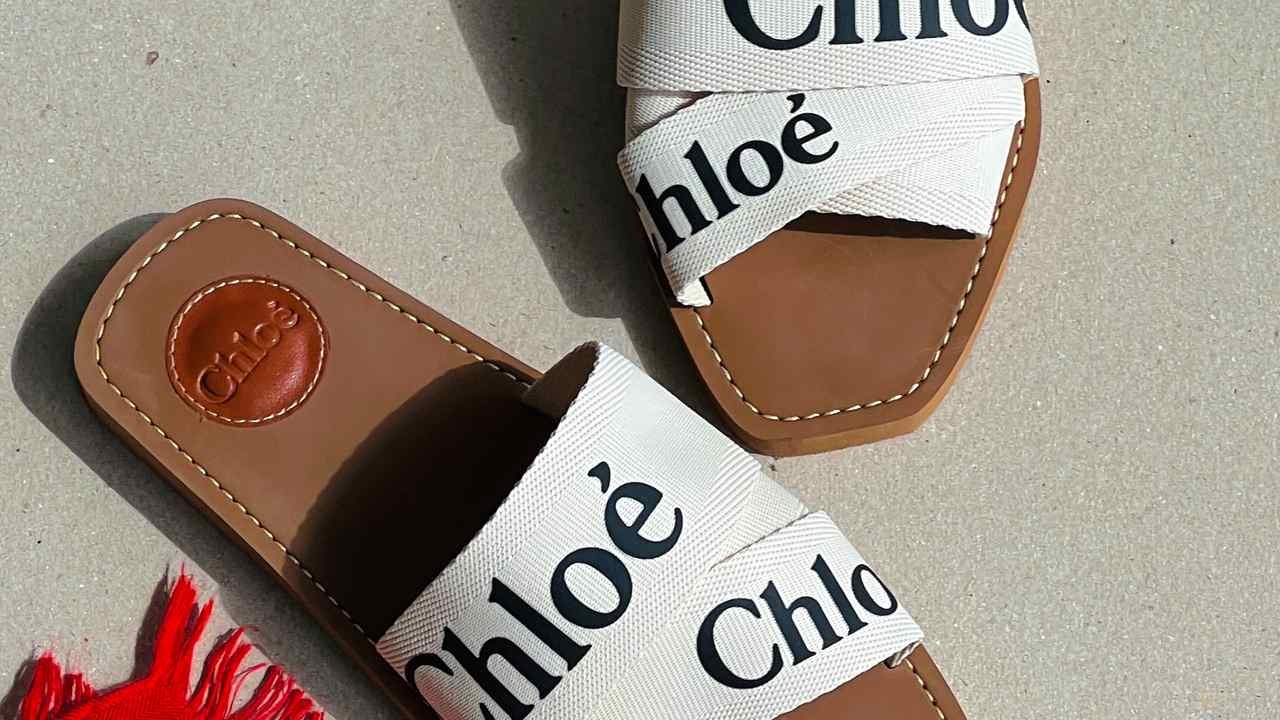 Rasteira Chloé. Clique na imagem e confira mais criações da marca!