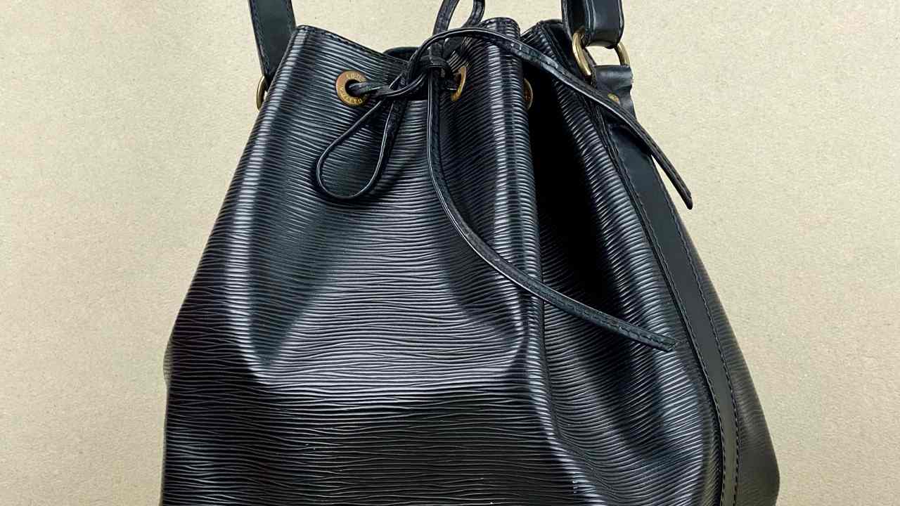 Bolsa Louis Vuitton Noé. Clique na imagem e confira mais modelos da marca!