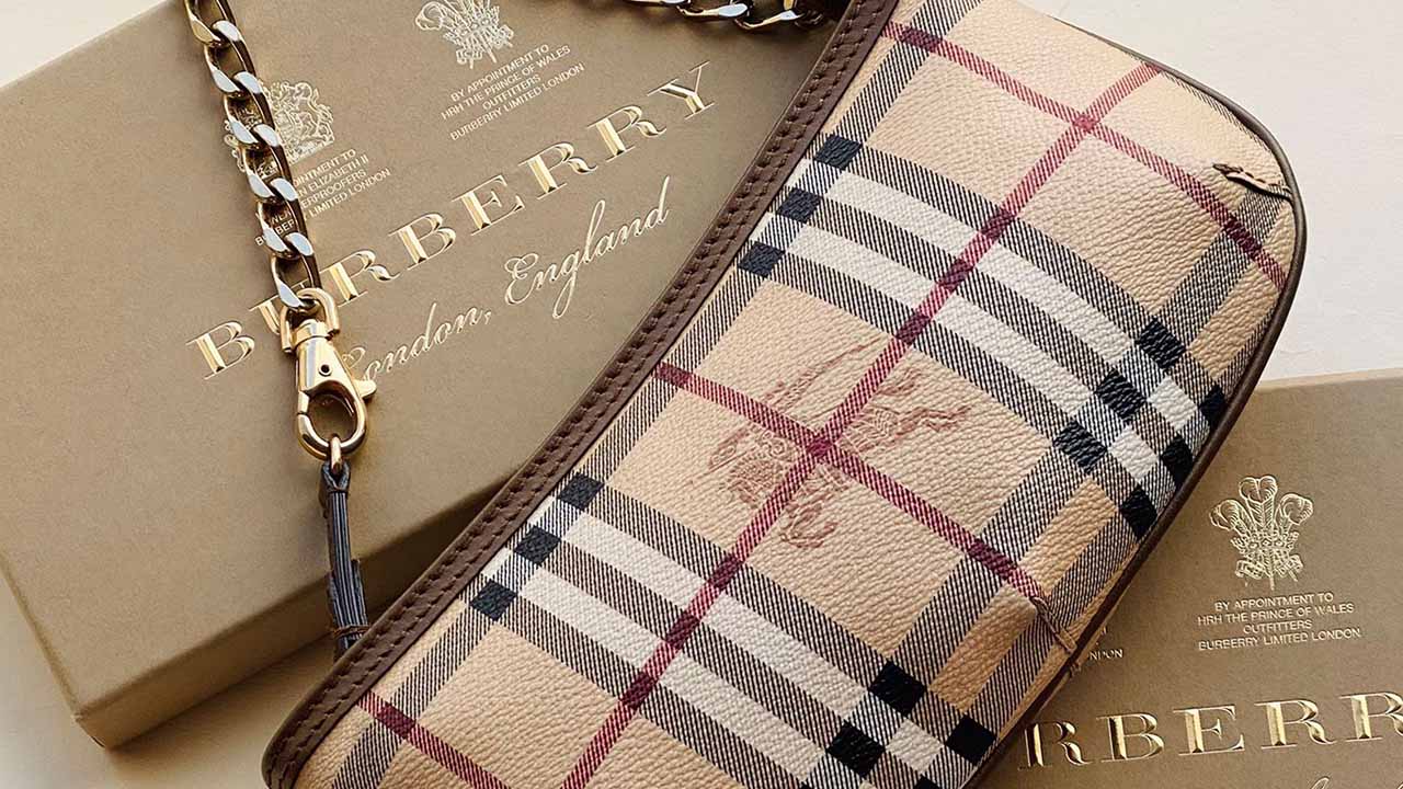 Burberry tem uma Nova Embaixadora Global: Descubra Quem é Ela!