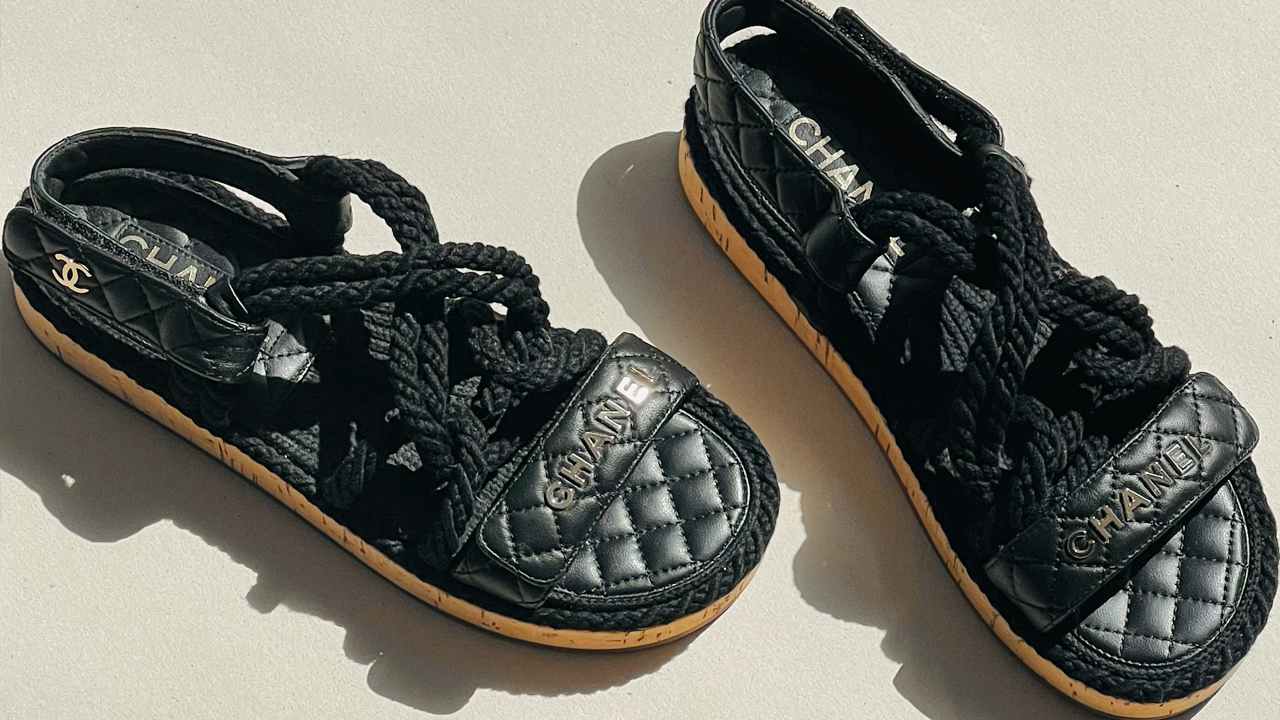 Papete Chanel. Clique na imagem e confira peças similares!