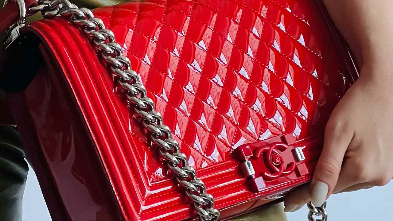 Bolsa Chanel Boy. Clique na imagem e confira mais modelos da marca!