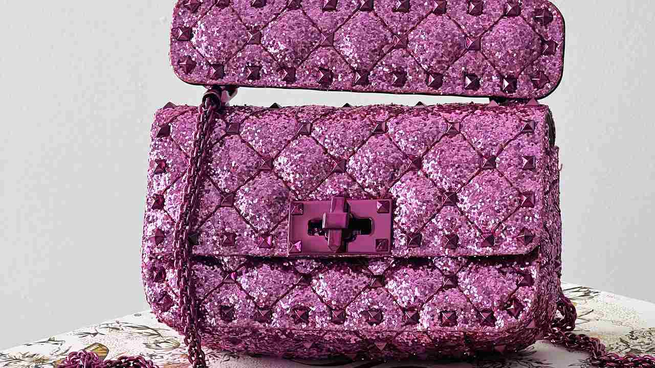 Bolsa Valentino Rockstud. Clique na imagem e confira mais modelos da marca!