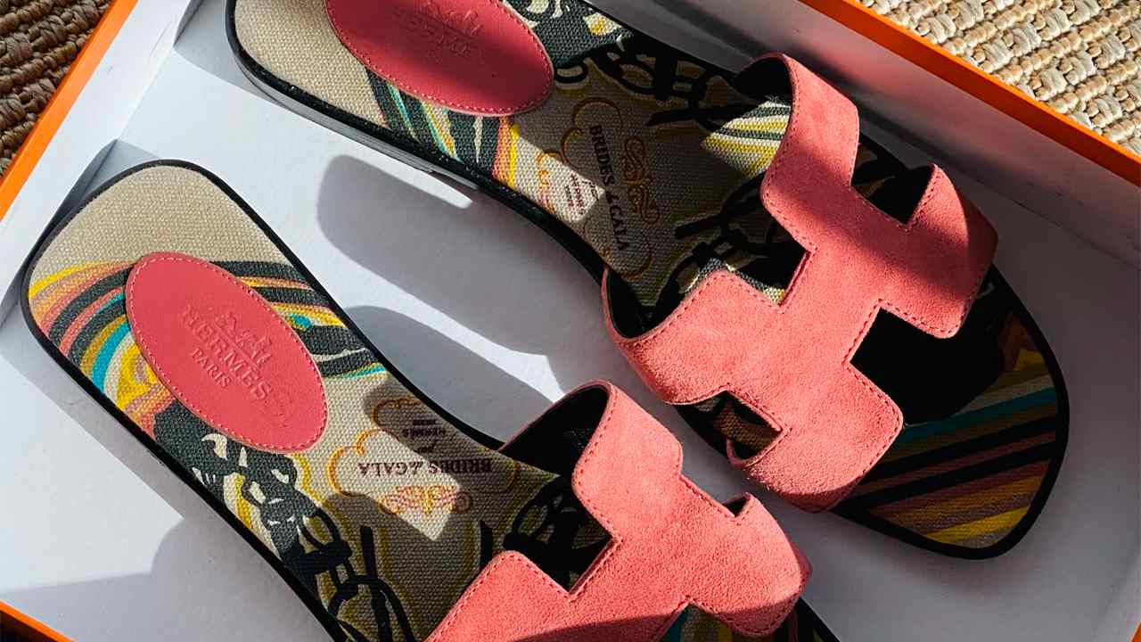 Flat Hermès Oran. Clique na imagem e confira mais oportunidades da marca no Xmas Sale!