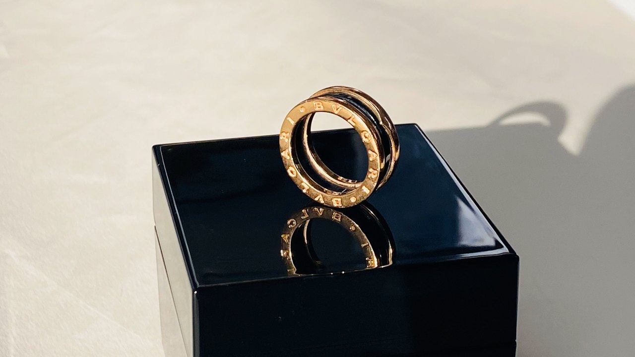 Anel B.Zero 1 Bulgari. Clique na imagem e confira mais modelos da marca!