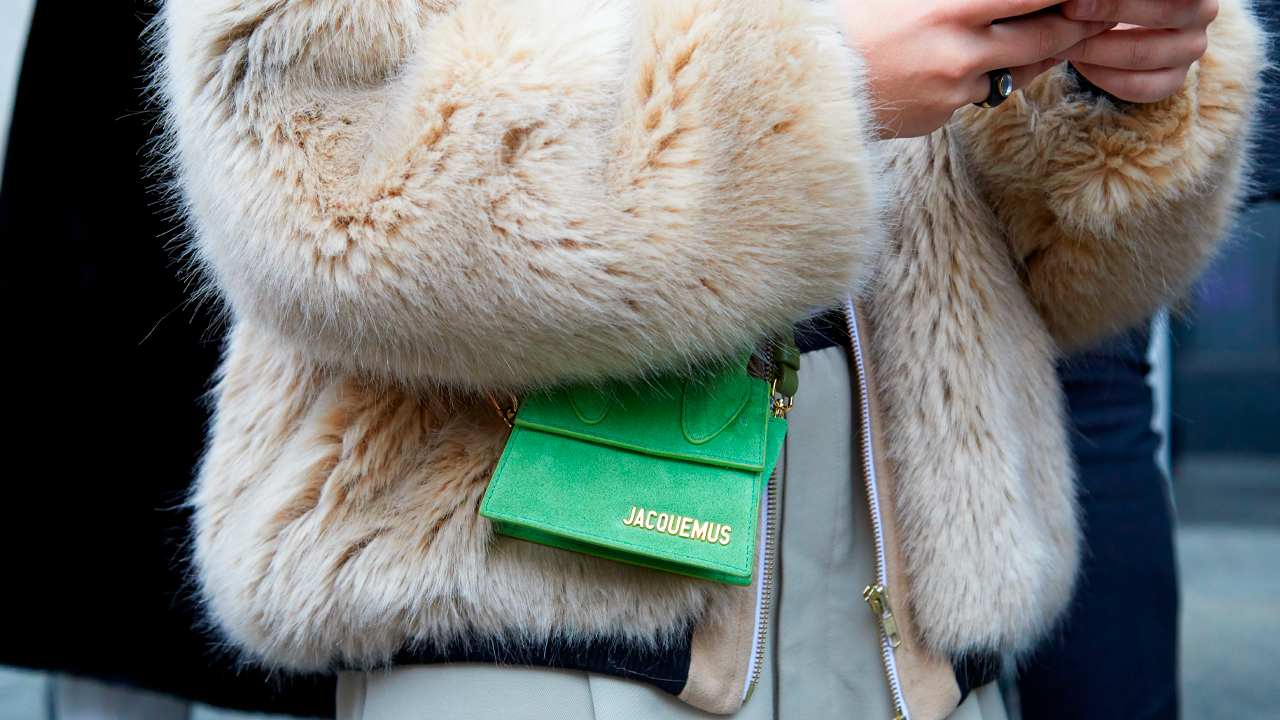 capa do post sobre a parceria entre a jacquemus e a repetto