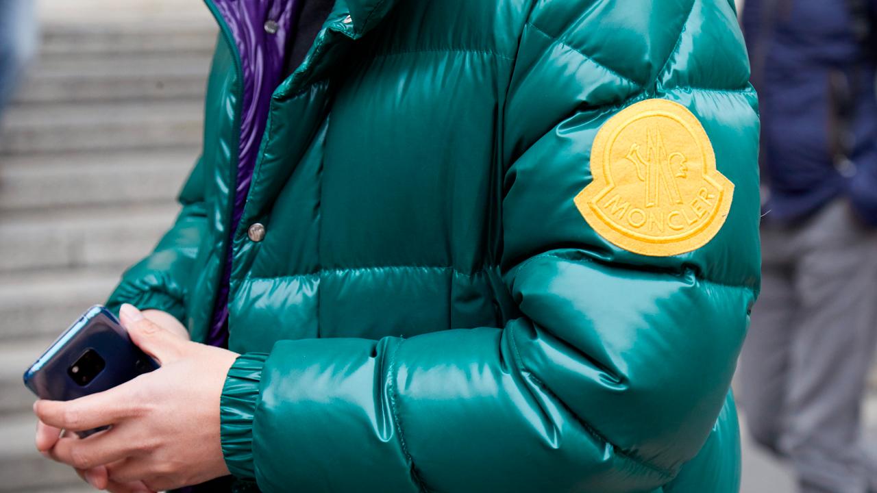 capa do post sobre parceria entre a moncler e a roc nation