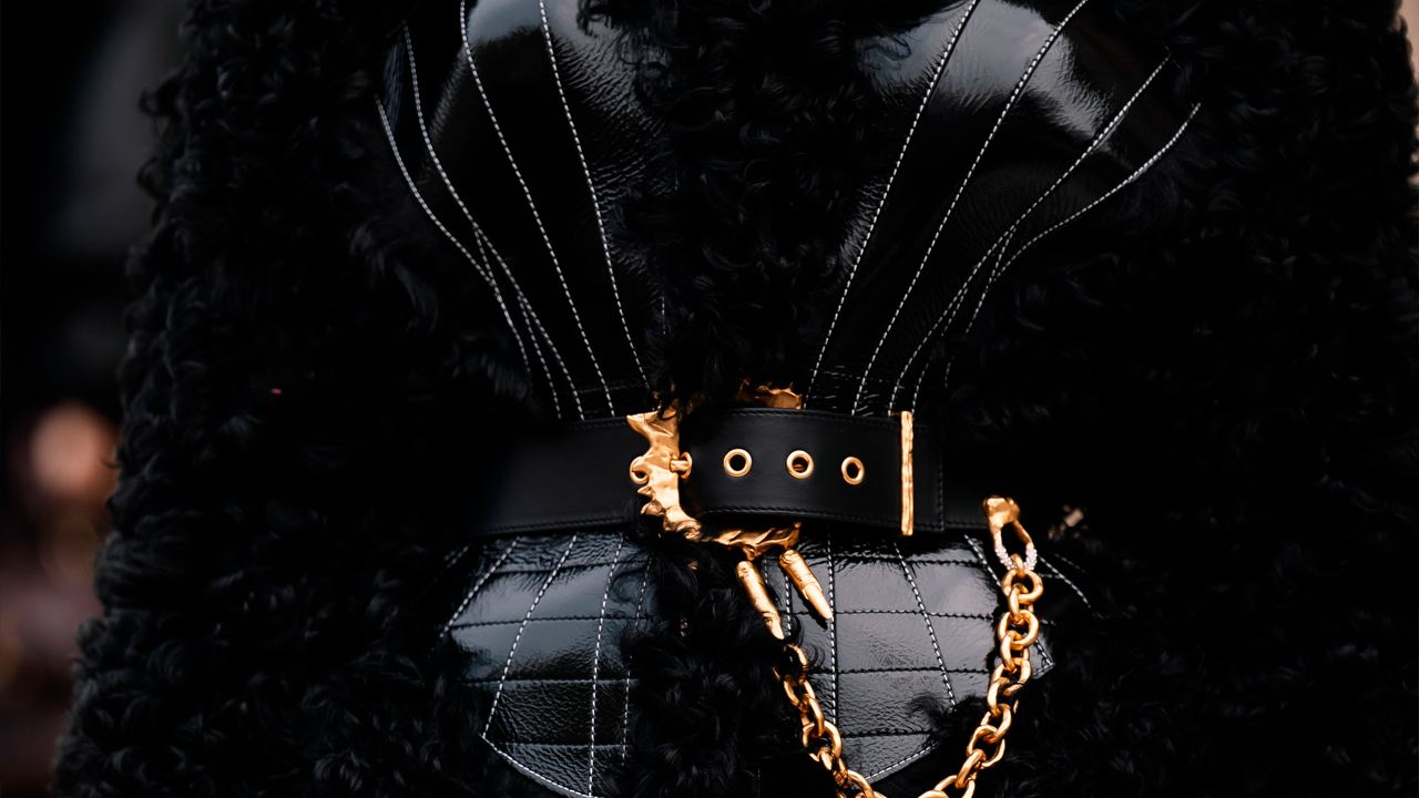 capa do post sobre o desfile de alta-costura da Schiaparelli