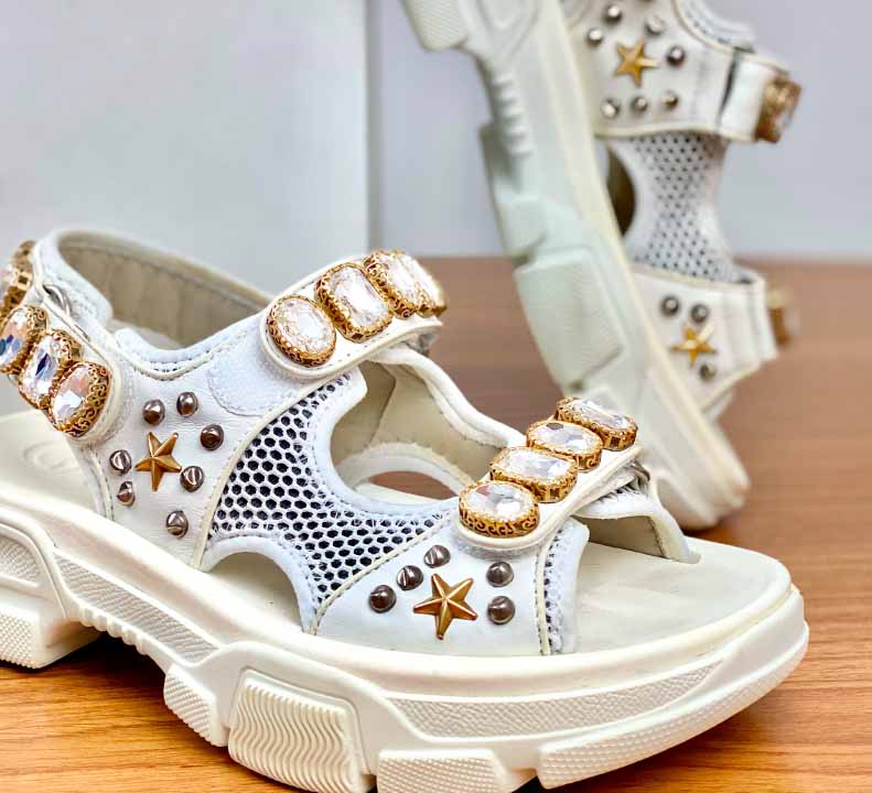 Foto de papete um dos sapatos confortáveis para o carnaval de 2024.