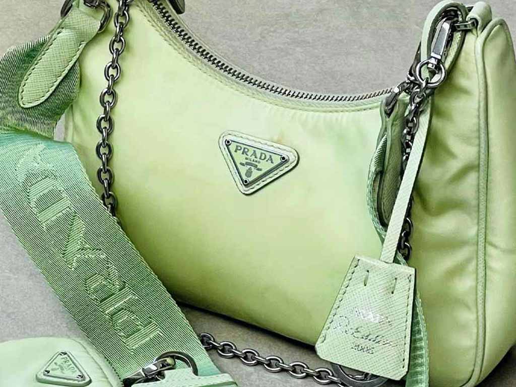 Bolsa Prada Re-edition 2005.