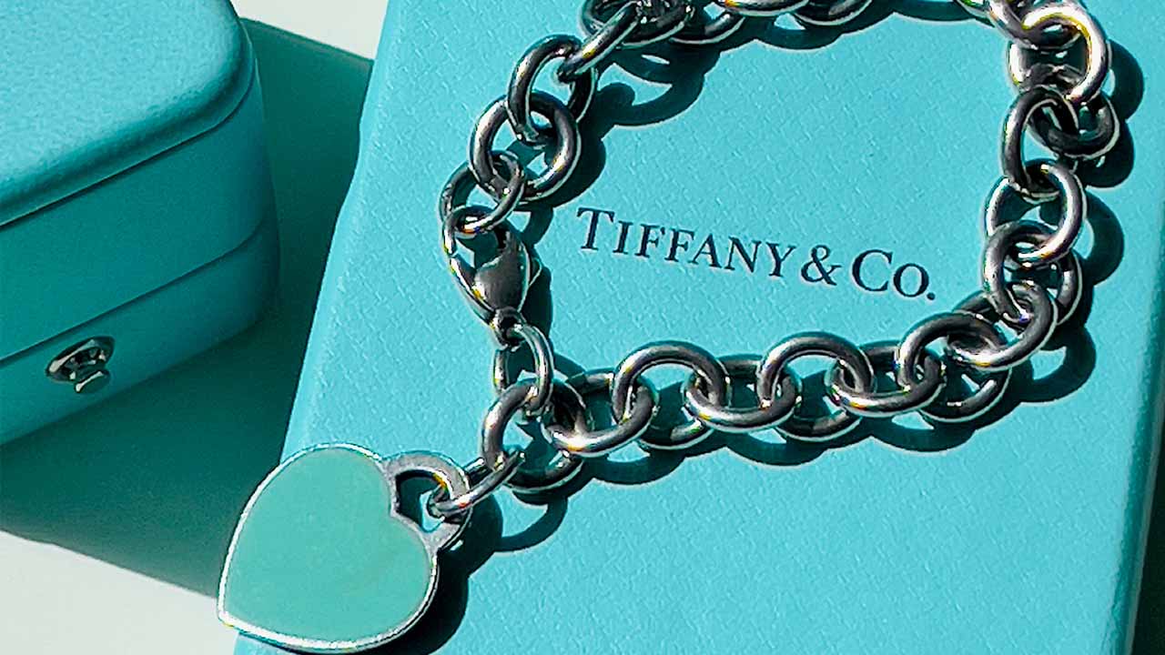 Top 5 Marcas de Luxo Americanas para Investir na Summer Sale!