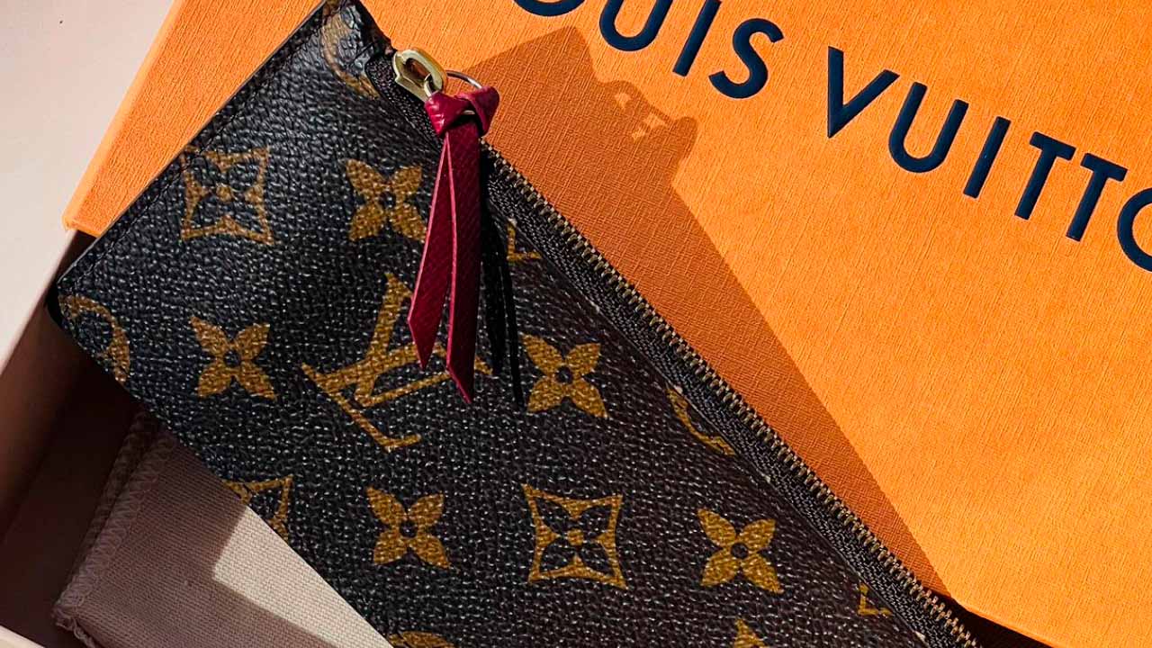 Louis Vuitton Anuncia a Atriz Saoirse Ronan como a sua mais Nova Embaixadora!