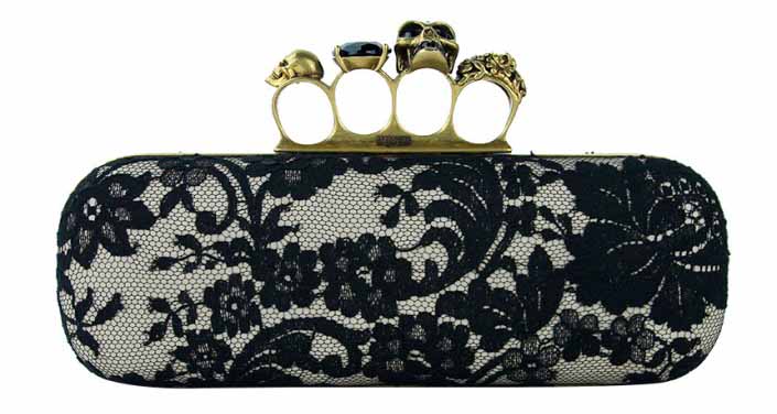 Foto da Clutch Soco Inglês da Alexander McQueen.