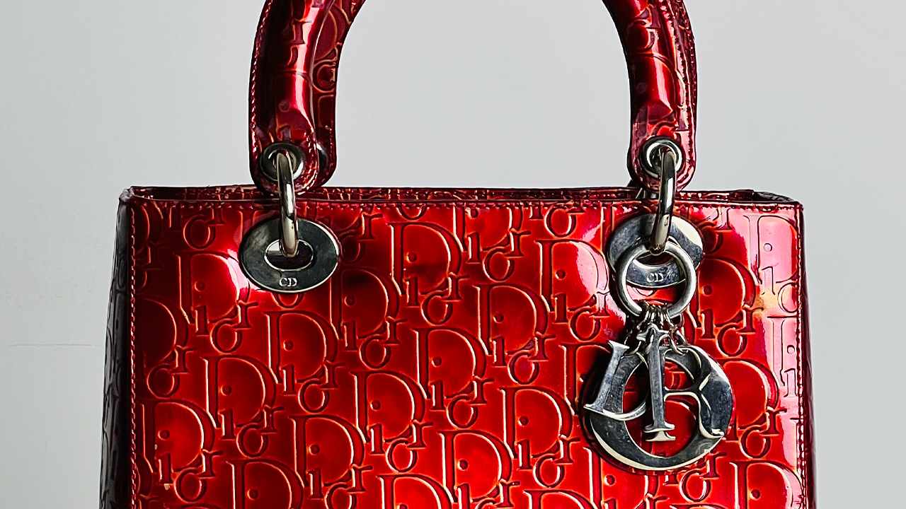 Bolsa Lady Dior. Clique na imagem e confira mais modelos da marca!