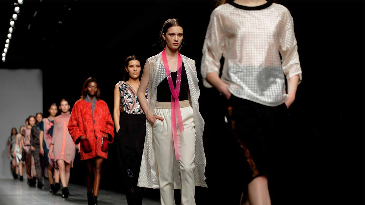 Copenhagen Fashion Week 2024: Tudo sobre o Evento de  Moda Mais Sustentável do Mundo!