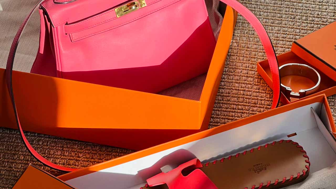Semana do Consumidor: 5 Peças de Luxo Nunca Antes Usadas com Descontos Imperdíveis no E.Ú.!