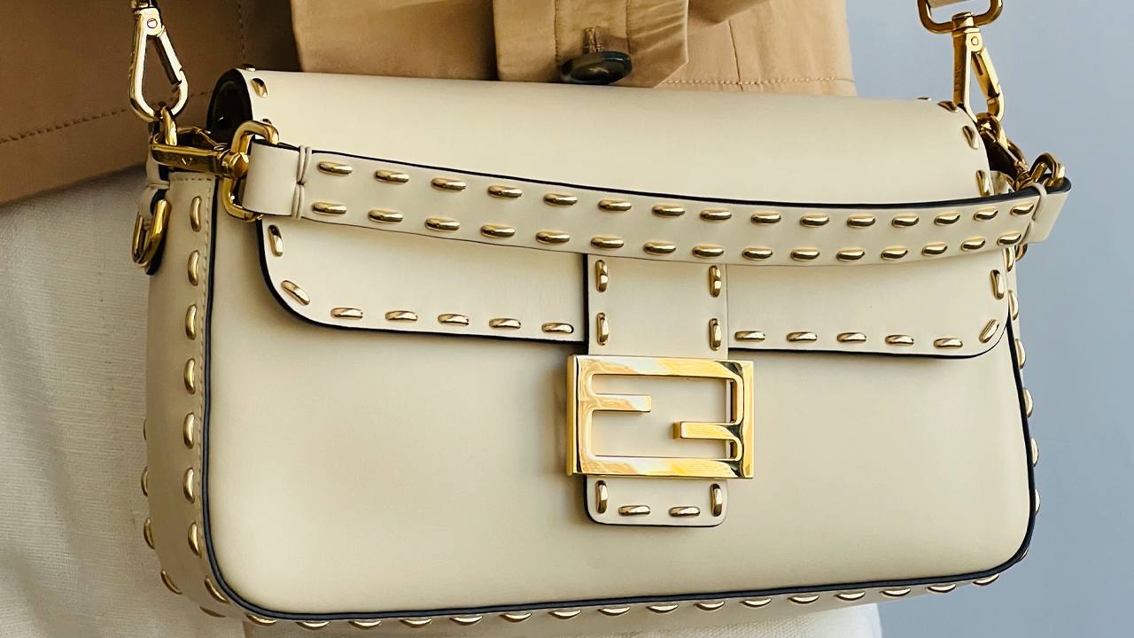 Bolsa Fendi Baguette. Clique na imagem e confira mais modelos da marca!