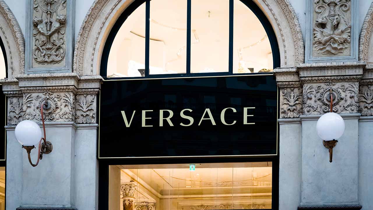 Versace Inaugura seu Primeiro Hotel 5 Estrelas na Ásia!