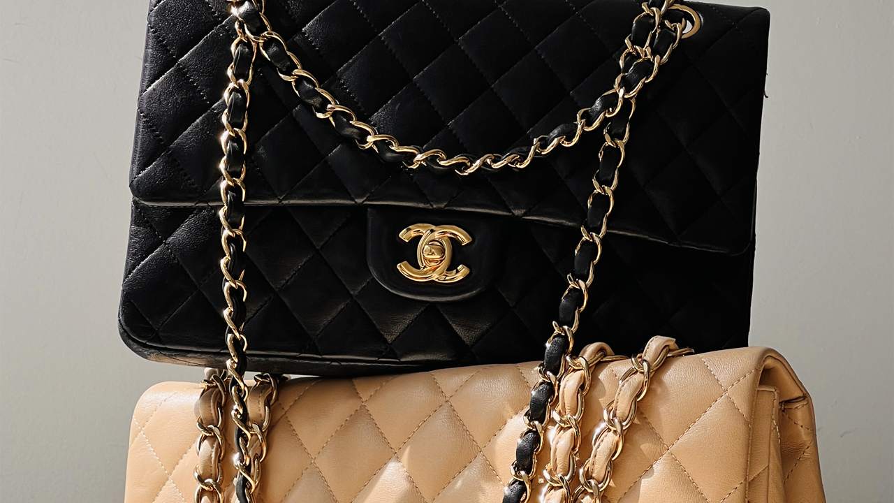 Bolsa Chanel Double Flap. Clique na imagem e confira mais modelos da marca!