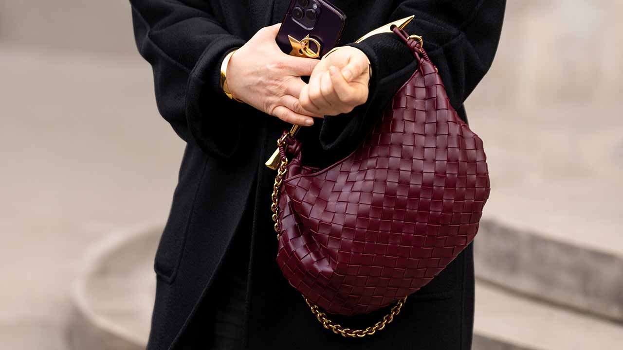 Bottega Veneta: Decifrando o Significado do Nome da Marca Italiana!