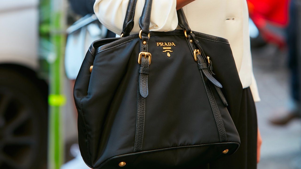 capa do post sobre bolsas prada para presentear no dia das mães