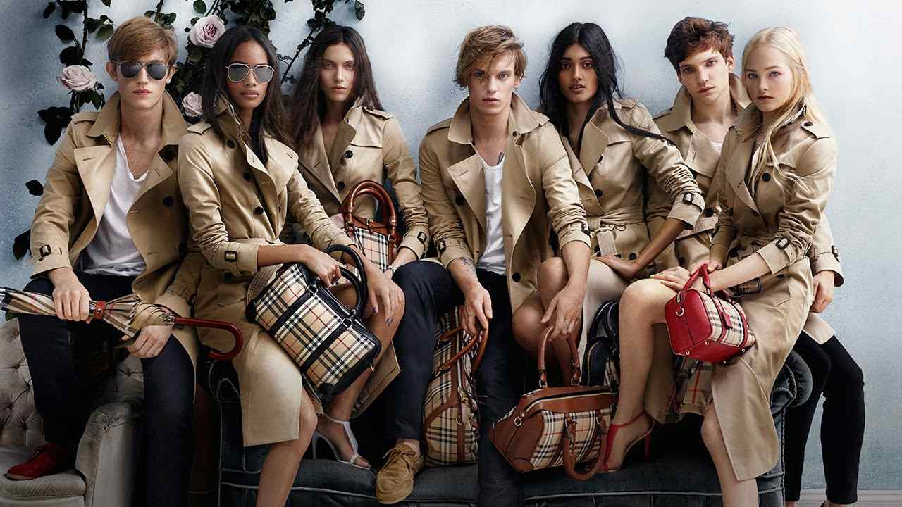 Campanha Burberry Prorsum Primavera/Verão 2014. Clique na imagem e confira criações da marca! (Foto: Reprodução/Hommemodel.blogspot.com)