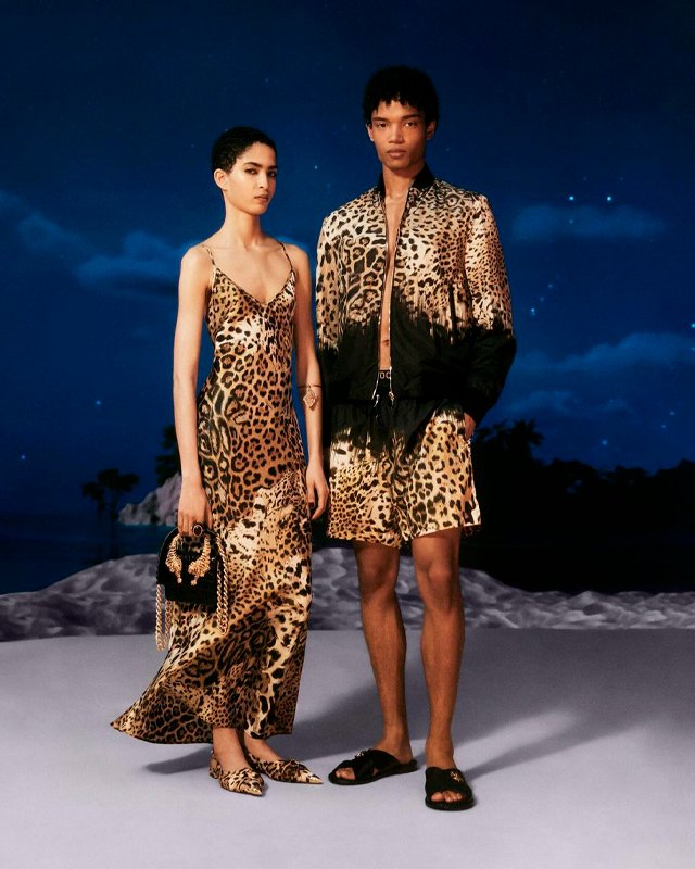 Criações de Roberto Cavalli com as icônicas estampas de animal print. Clique na imagem e confira criações da marca italiana. (Foto: Reprodução/Instagram @roberto_cavalli)