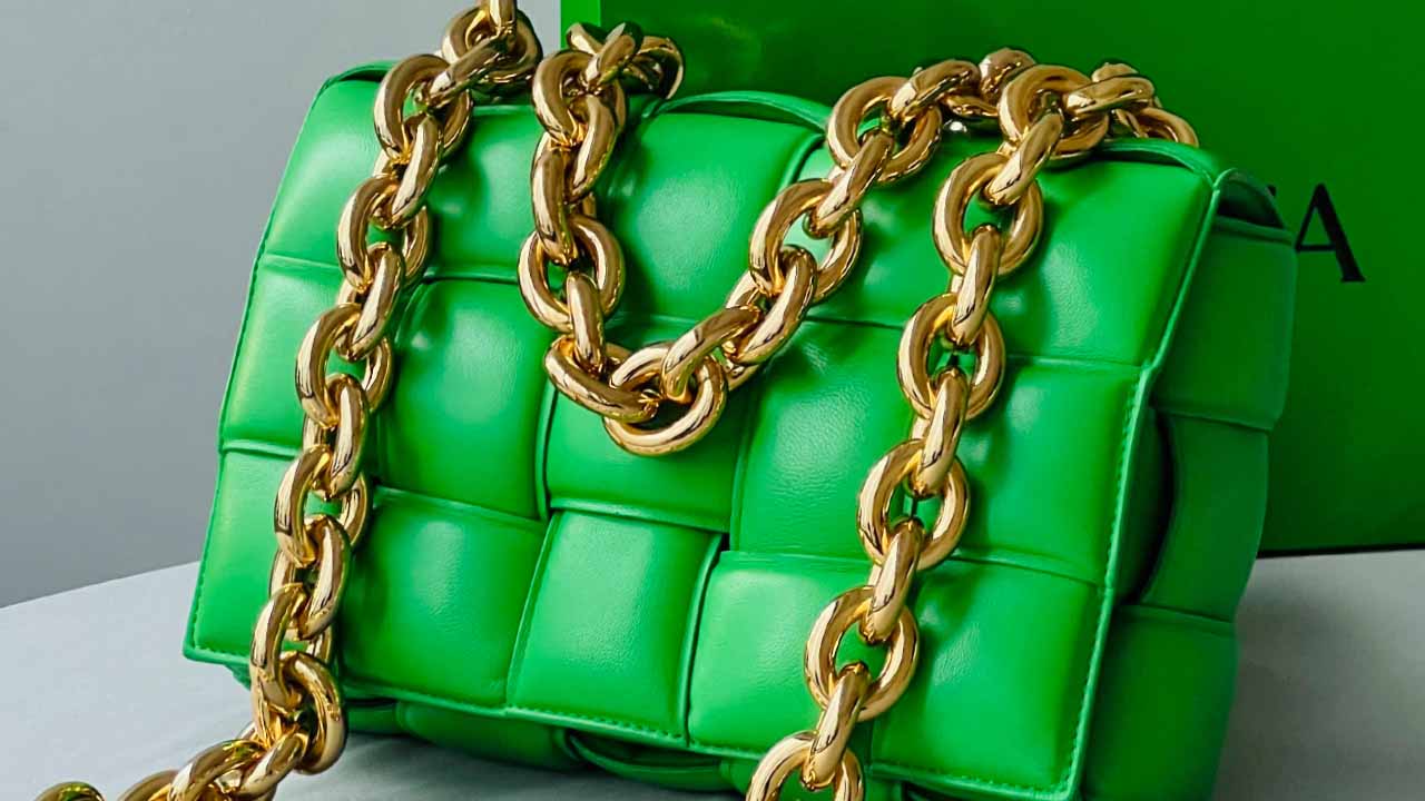 O Verde Bottega Veneta: Desvendando a Famosa Cor da Marca Italiana!