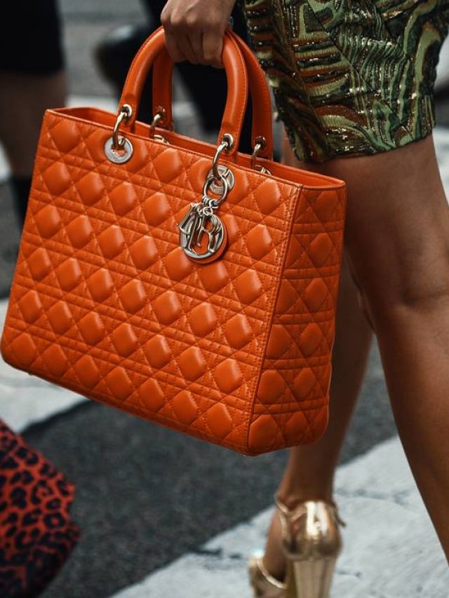 maxi-bags-summer-sale-modelos-espacosos-de-luxo