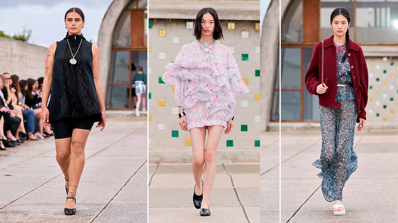 Montagem de três fotos do Desfile Chanel Cruise 2024/25.