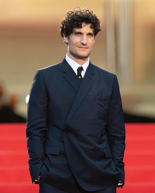 Foto do novo embaixador da Dior, Louis Garrel.