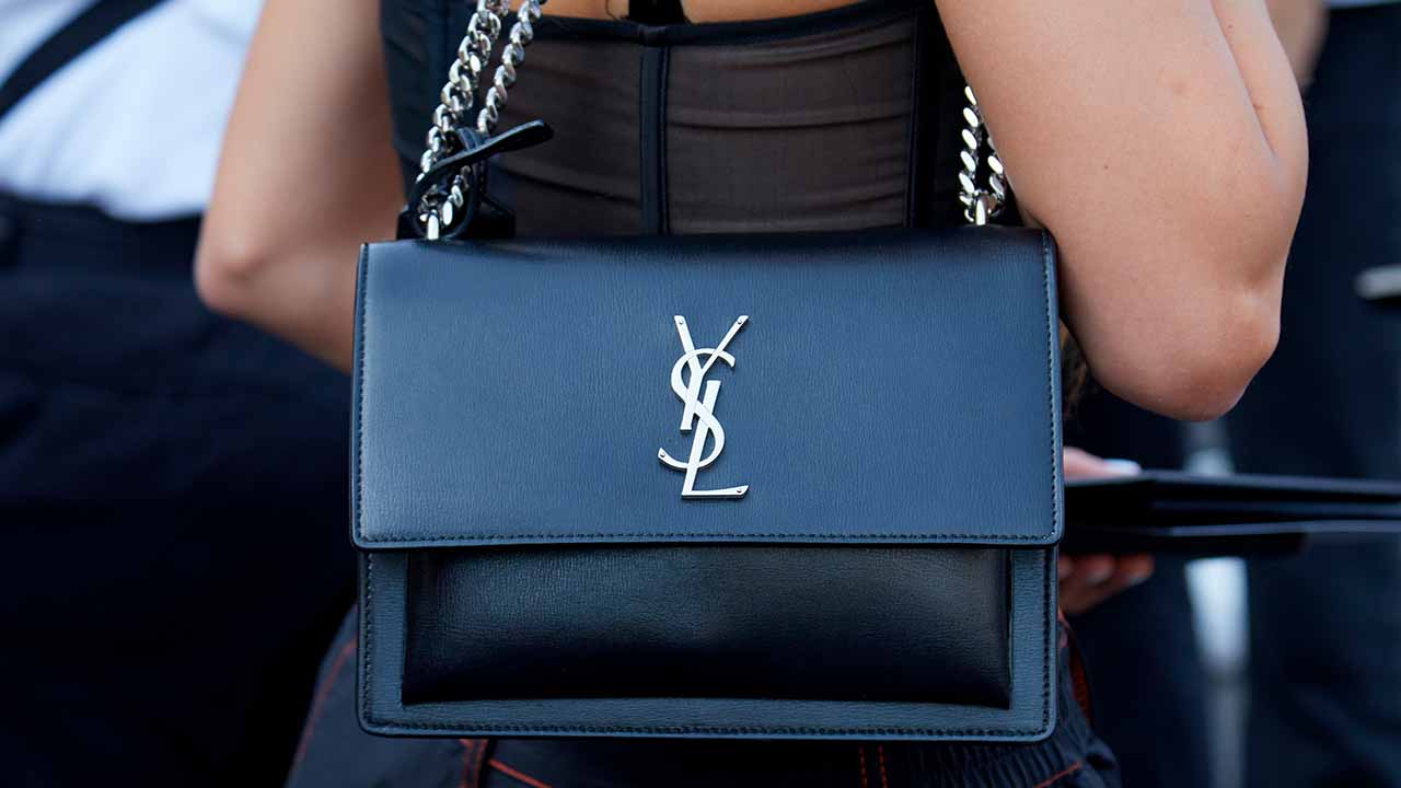 Quem é dono da Saint Laurent?A História e Legado da Grife Francesa!