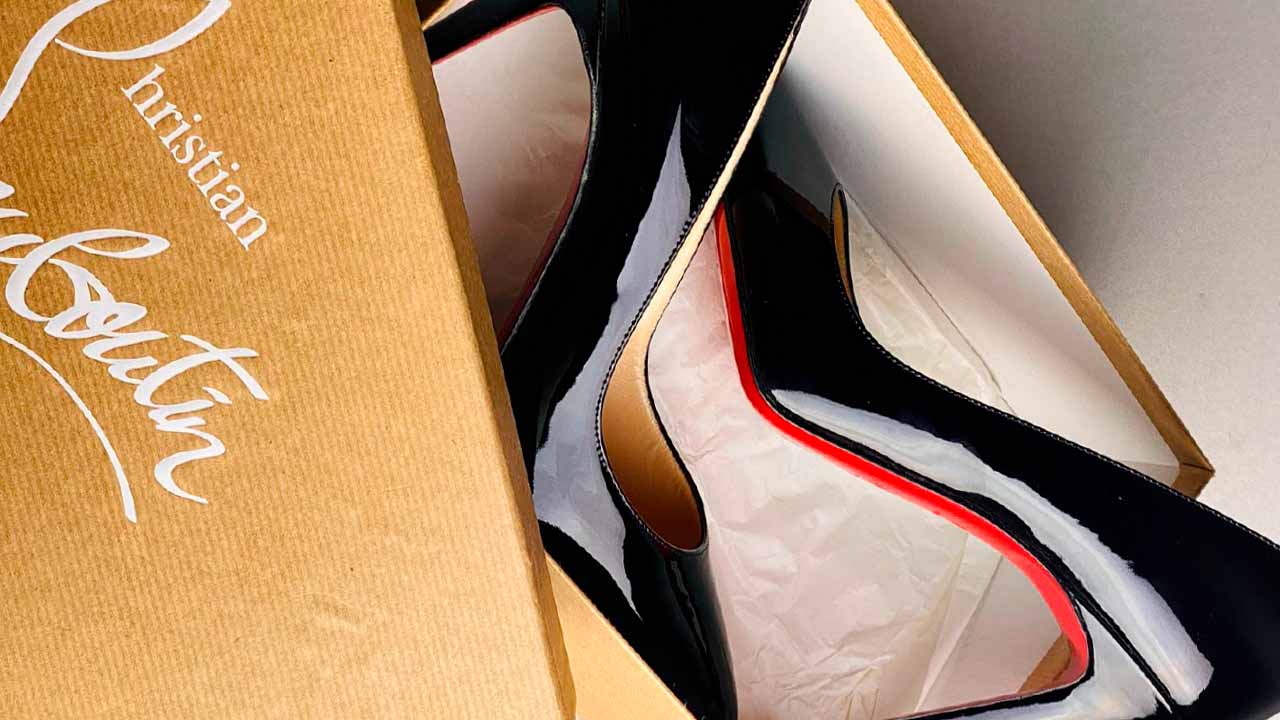 Sapatos Christian Louboutin: Saiba o Significado de Louboutin e das Solas Vermelhas!