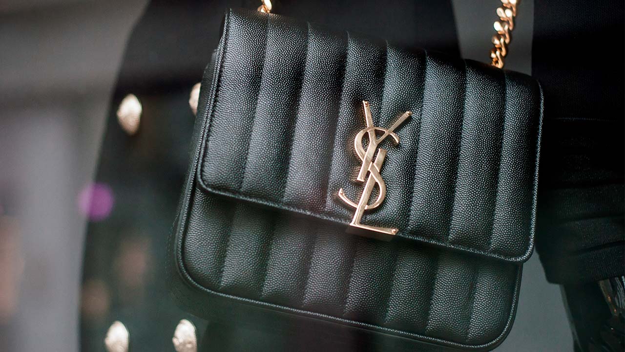 Bolsa Preta: 5 Modelos de Luxo que estão Dominando as Ruas!