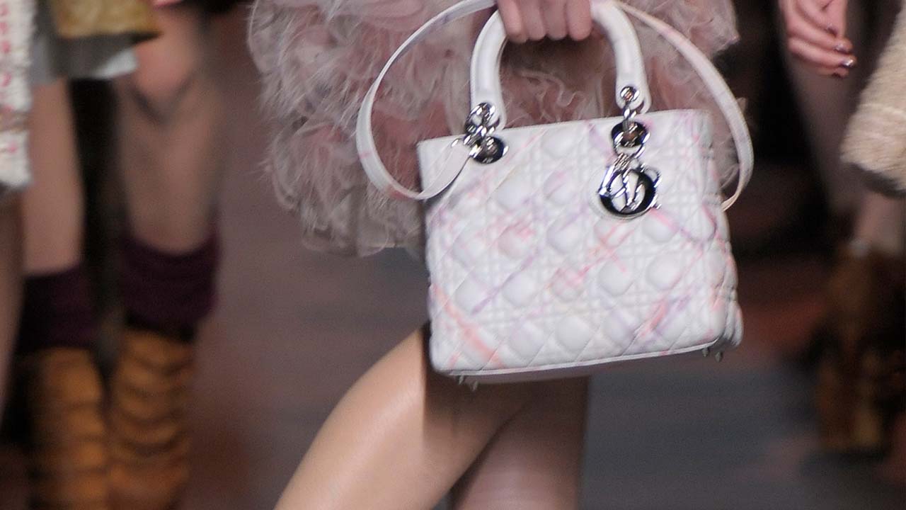 Dior: Desfile de Alta-Costura Inverno 2024 celebra a Grécia Antiga!