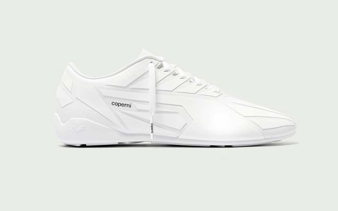 Foto do tenis da collab Coperni X Puma.