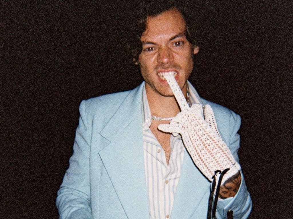 Foto de Harry Styles que já foi um dos embaixadores da marca Gucci.