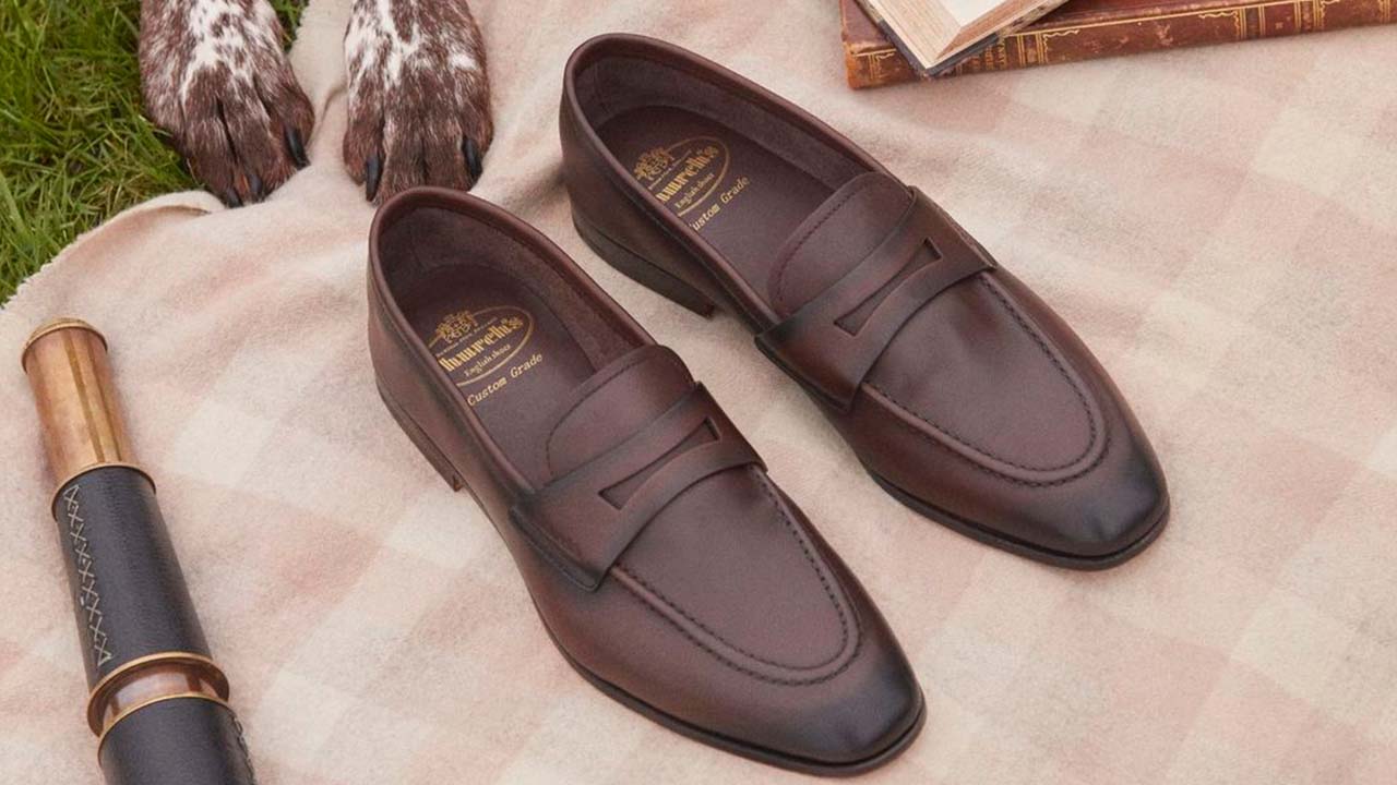 Sapato masculino da Church's que pertence ao grupo Prada.