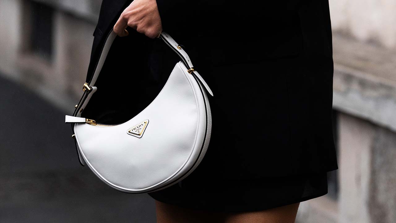 Tudo sobre o Desfile da Prada Inverno 2025 na MFW!