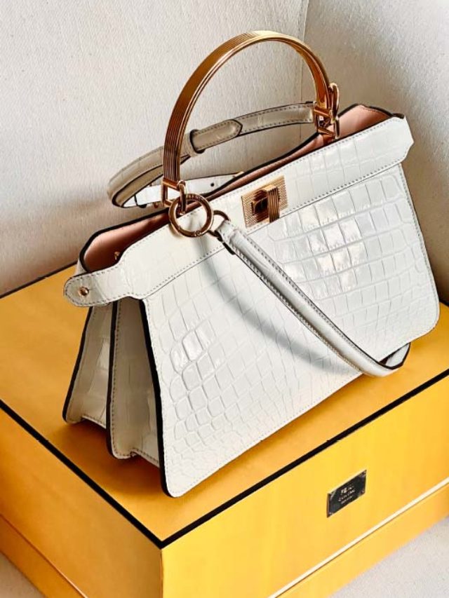 curiosidades-fendi-peekaboo