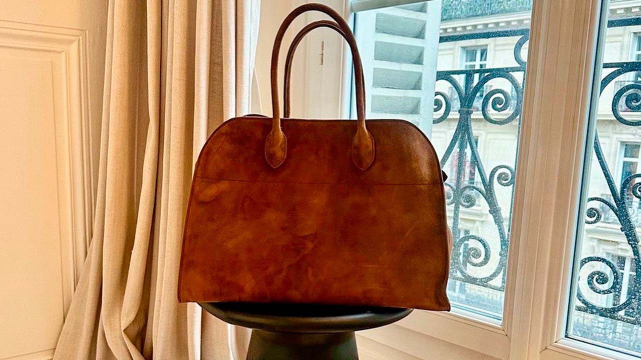 Bolsa The Row Margaux, modelo minimalista que se tornou referência no quiet luxury e transofmrou em uma das marcas americanas de bolsas mais desejadas.