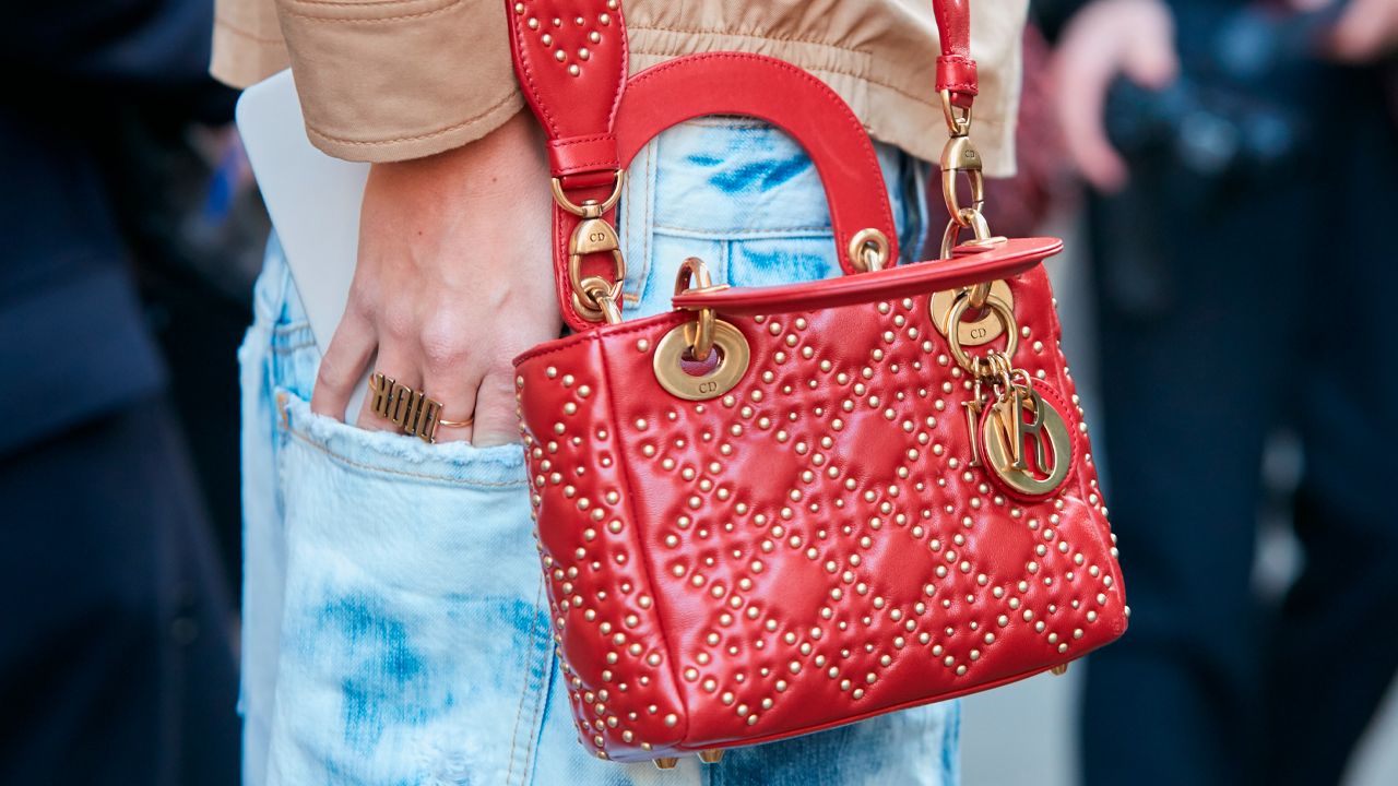 capa do post sobre bolsas dior para aproveitar nos últimos dias da summer sale